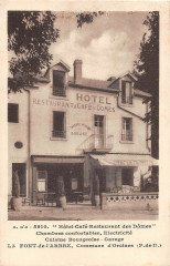 La Font De L'Arbre Hotel Cafe Restaurant Des Domes