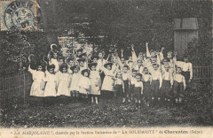 La Marjolaine Chantee Par La Section Enfantine La Solidarite Charenton