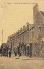 Dives Hostellerie De Guillaume Le Conquerant (cpa toilée émaillée
