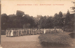 Beaumont En Veron Asile Saint-Joseph La Promenade