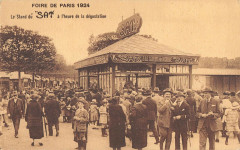 Foire de Paris 1924 - Le Stand du SAT à l'heure de la dégustation à Paris 15e