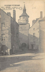 Besse Le Beffroi