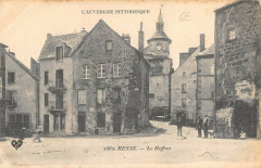 Besse Le Beffroi