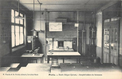 Ecole Edgar Quinet - Amphithéâtre de Sciences à Paris 9e