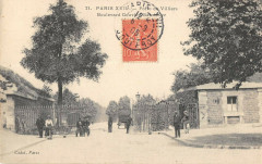 Carte postale ancienne Porte de Villiers - Boulevard Gouvion Saint-Cyr
                                                                     à Paris 17e
                                