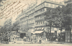 Carte postale ancienne Boulevard Montmartre - Le Carrefour des Ecrasés
                                                                     à Paris 2e
                                