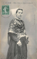 Ile De Re Femme Rhetaise En Costume De Ceremonie