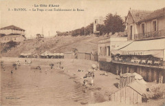 Bandol La Plage Et Son Etablissement Des Bains à Bandol