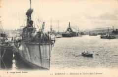 Lorient Batiments De Guerre Dans L'Arsenal à Lorient