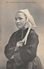 Jeune Fille De Guemene