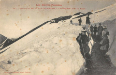 Chemin Du Pic Du Midi De Bigorre A L'Hotellerie Avec La Neige -
													65 Hautes Pyrénées
												