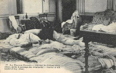 Interieur Du Chateau D'Acy Apres Le Passage Des Allemands