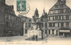 Rouen Place De La Pucelle à Rouen