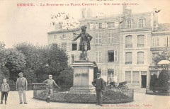 Verdun Statue Et Place Chevert à Verdun