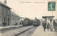 Saint Eloy Les Mines Interieur De La Gare (cpa rare avec les 2 trains