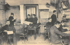 Paris Ecole Polytechnique Une Salle D'Etude à Paris