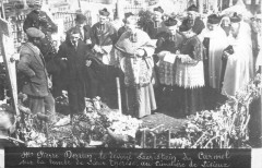 Carte Photo Mr Pierre Derrien Le Devoue Sacristain Du Carmel De Lisieux à Lisieux