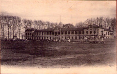 Dax (Landes) - Ecole Supérieure 2