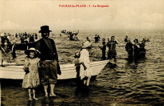 Albert F. Graf to Agnes H. Petersen, postcard - Dpla - 1fef06163b9412602951d11172f883a8 (page 1) -
													France
												