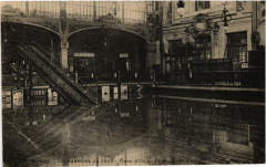 Carte postale ancienne Inondations de 1910 - Gare d'Orléans du Quai d'Orsay
                                                                     à Paris 13e
                                