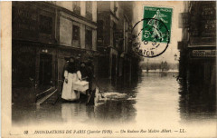 Paris Un Radeau rue Maitre-Albert Inondations 1910 -
																					75000 Paris
																			
