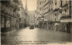 Paris La Place Maubert Inondations 1910 à Paris