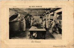 Carte postale ancienne Paris 7e Au Bon Marché Les Cuisines
                                                                     à Paris 7e
                                