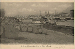 Carte postale ancienne La Seine a travers Paris - La Seine a Bercy
                                                                     à Paris 13e
                                