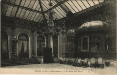Paris 9e - Hotel Continental - La Cour des Fétes à Paris 9e
