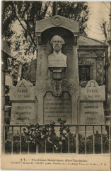 Carte postale ancienne Père-Lachaise - Alfred de Musset
                                                                     à Paris 20e
                                
