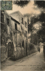 Carte postale ancienne Vieux Montmartre - La Rue Saint-Vincent
                                                                     à Paris 18e
                                