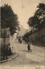 Carte postale ancienne Vieux Montmartre - La Rue Norvins
                                                                     à Paris 18e
                                