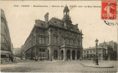 Carte postale ancienne Montmartre - Mairie du XVIIIe arrondissement et Rue Hermel
                                                                     à Paris 18e
                                