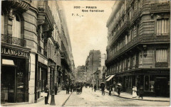 Rue Cardinet à Paris 17e