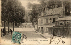 Carte postale ancienne Montmartre - La Rue Girardon
                                                                     à Paris 18e
                                