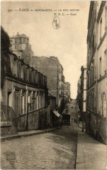 Carte postale ancienne Montmartre - La rue Berthe
                                                                     à Paris 18e
                                