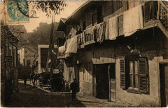 Carte postale ancienne Vieux Montmartre - Une Rue
                                                                     à Paris 18e
                                