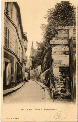 Carte postale ancienne La rue Cortot à Montmartre
                                                                     à Paris 18e
                                