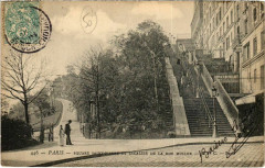 Carte postale ancienne Square Saint-Pierre et Escalier de la Rue Muller
                                                                     à Paris 18e
                                