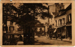 Carte postale ancienne La Place du Tertre
                                                                     à Paris 18e
                                
