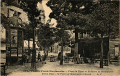 Carte postale ancienne Vieux Montmartre - Place du Tertre et Saint-Pierre de Montmartre
                                                                     à Paris 18e
                                