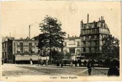 Carte postale ancienne Place Pigalle
                                                                     à Paris 18e
                                