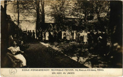 Carte postale ancienne Ecole d'Enseignement Technique Féminin - Avenue d'Orléans - Un coin du Jardin
                                                                     à Paris 14e
                                