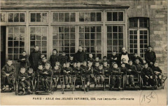 Carte postale ancienne Asile des Jeunes Infirmes - rue Lecourbe - Infirmerie
                                                                     à Paris 15e
                                