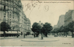 Boulevard de Vaugirard, pris du Boulevard Pasteur à Paris 15e