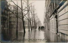 Paris 8e - Inondation du Boulevard Haussmann à Paris 8e
