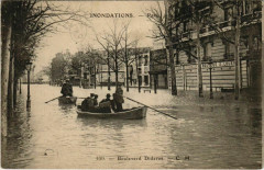 Inondations - janvier 1910 - Boulevard Diderot à Paris 12e