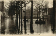 Inondations de Paris (Janvier 1910) - Boulevard Diderot à Paris 12e