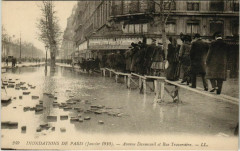 Inondations de Paris (Janvier 1910) - Avenue Daumesnil et Rue Traversière à Paris 12e