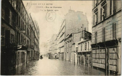 Paris 12e - Rue de Charenton à Paris 12e